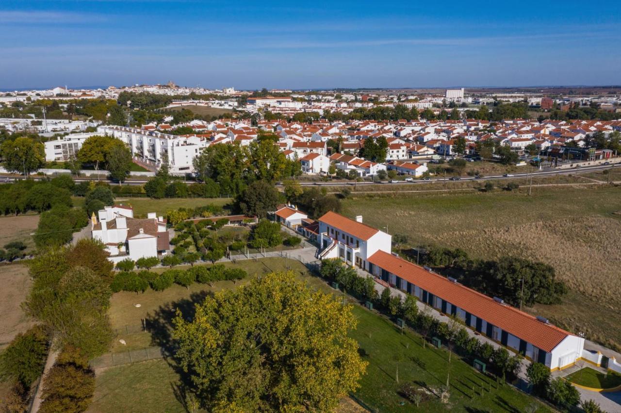 Qsf Agro Turismo Quinta Da Sagrada Familia Villa Evora Exterior photo
